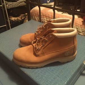Timberland Women’s Boots 9